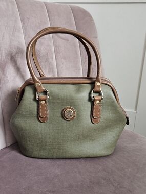 Vtg 1983 Liz Claiborne Genuine Leather Doctor Bag Barrel Fendi Inspired